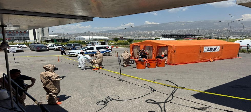 KAHRAMANMARAŞ DEVLET HASTANESİ’NDE KBRN TATBİKATI