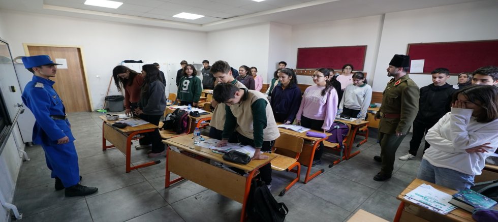 KAHRAMANMARAŞ’IN DESTANSI DİRENİŞİ OKULLARA TAŞINDI