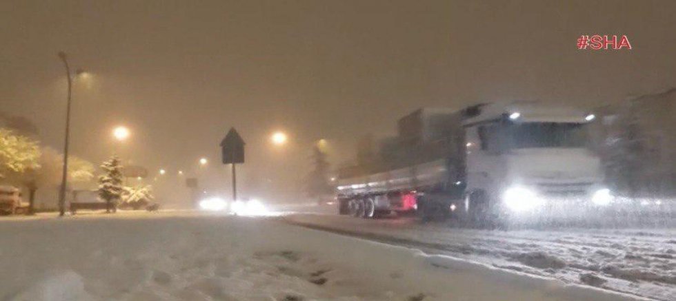 KAHRAMANMARAŞ’IN KUZEY İLÇELERİNDE KAR YAĞIŞI BAŞLADI 