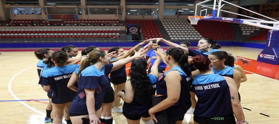 KAHRAMANMARAŞ’IN SULTANLARI 2. LİG İÇİN SAHAYA İNDİ