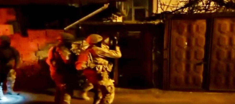 KAHRAMANMARAŞ’TA UYUŞTURUCU OPERASYONU: 3 KİŞİ TUTUKLANDI