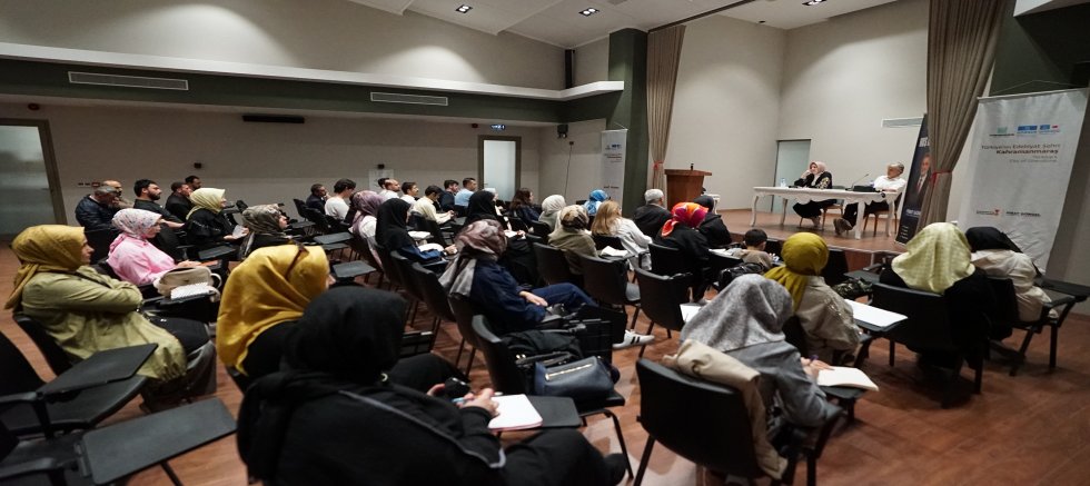 KAHRAMANMARAŞ YAZARLIK AKADEMİSİ’NDE EDEBİYATIN DERİNLİKLERİNE YOLCULUK