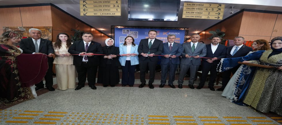 KAMEK’İN EL EMEĞİ GÖZ NURU ESERLERİ YIL SONU SERGİSİNDE GÖRÜCÜYE ÇIKTI