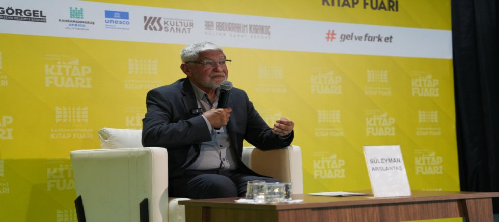 KİTAP FUARI’NDA SÜLEYMAN ARSLANTAŞ, ORTA DOĞU’YU DEĞERLENDİRDİ