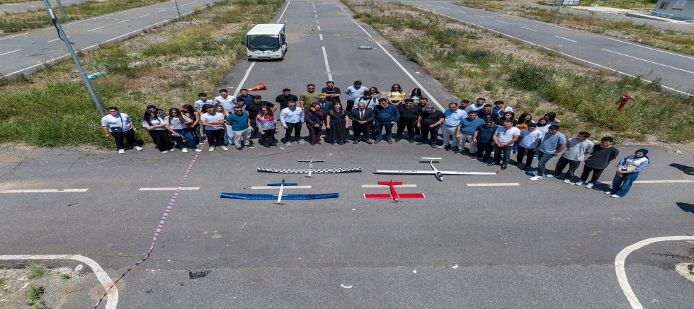 KİÜ İÇİN GURUR GÜNÜ: ÖĞRENCİLERİMİZİN TASARLADIĞI İHA PROTOTİPLERİ GÖKYÜZÜYLE BULUŞTU