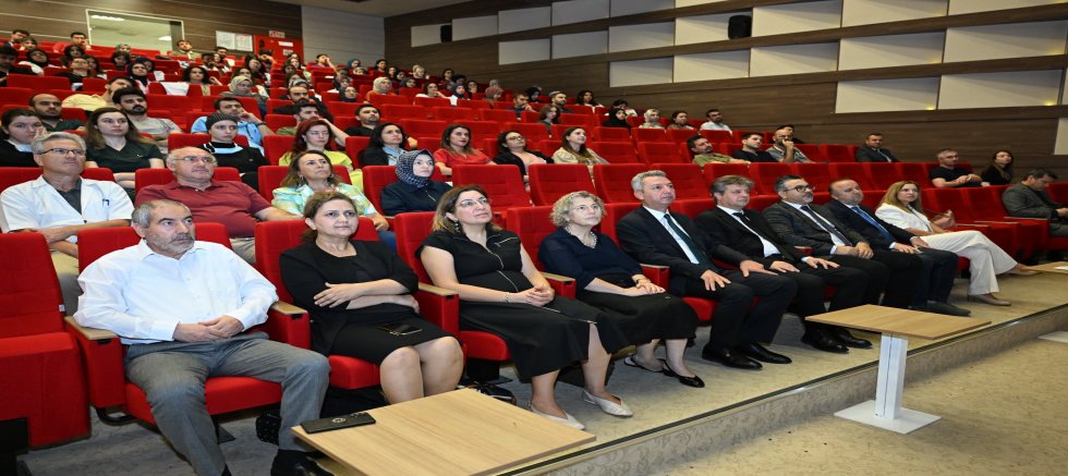 KSÜ’DE ÖĞRENCİ VE AKADEMİSYENLERE AB PROJELERİ ANLATILDI