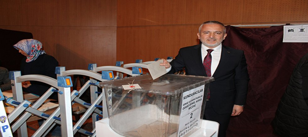 KUNDURACILAR ESNAFI ALİ KÖFTE İLE YOLA DEVAM DEDİ