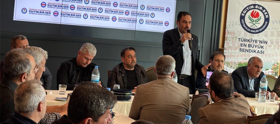 MANMARAŞ’TA EĞİTİM-BİR-SEN GENİŞLETİLMİŞ İL DİVANI TOPLANTISI YOĞUN KATILIMLA GERÇEKLEŞTİRİLD