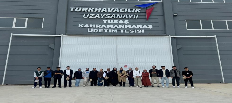 MİLLİ TEKNOLOJİ HAMLESİ GENÇLERE YERİNDE ANLATILDI
