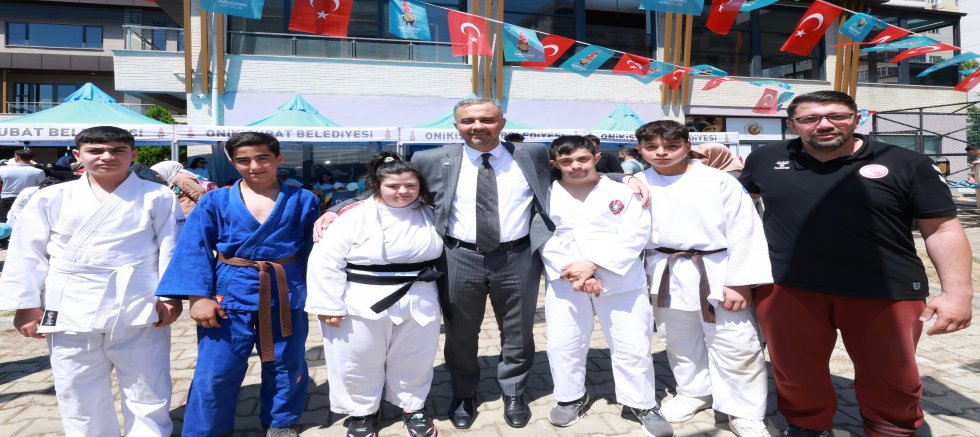 ÖZEL ÇOCUKLAR, ONİKİŞUBAT BELEDİYESİ İLE BAHARIN COŞKUSUNU DOLU DOLU YAŞADI
