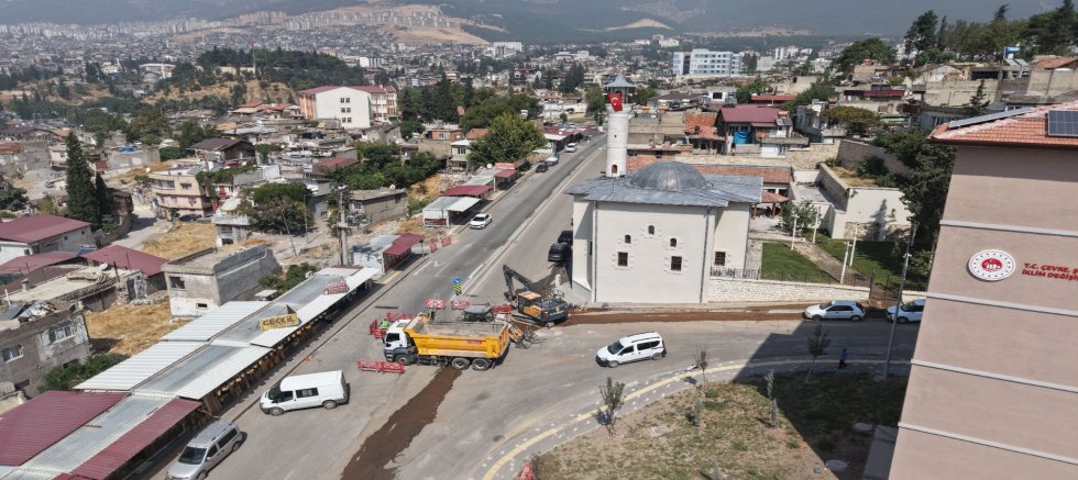 ŞEHİT MİLLİŞ NURİ CADDESİ’NDE ALTYAPI YENİLENİYOR