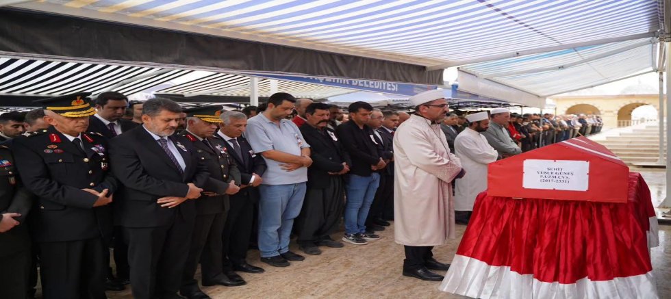ŞEHİT UZMAN ÇAVUŞ YUSUF GÜNEŞ, KAHRAMANMARAŞ’TA TOPRAĞA VERİLDİ
