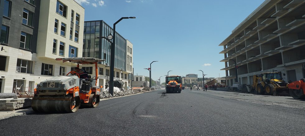 TRABZON BULVARI VE KENTSEL TASARIM ALANLARININ ULAŞIMI İYİLEŞTİRİLİYOR