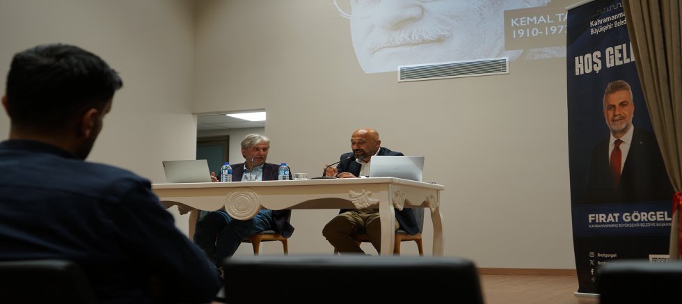 TÜRK EDEBİYATININ ÜRETKEN YAZARI KEMAL TAHİR’İN FİKİR DÜNYASI KONUŞULDU