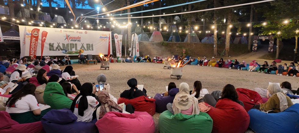 PUSULA MARAŞ KAMPLARINDA 2 BİN GENÇ DOĞA VE BİLİMLE BULUŞTU