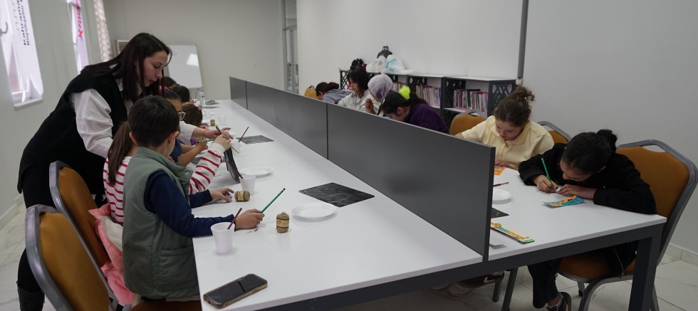 PUSULA MARAŞ’TAN ÇOCUKLARA YÖNELİK RENKLİ ATÖLYE