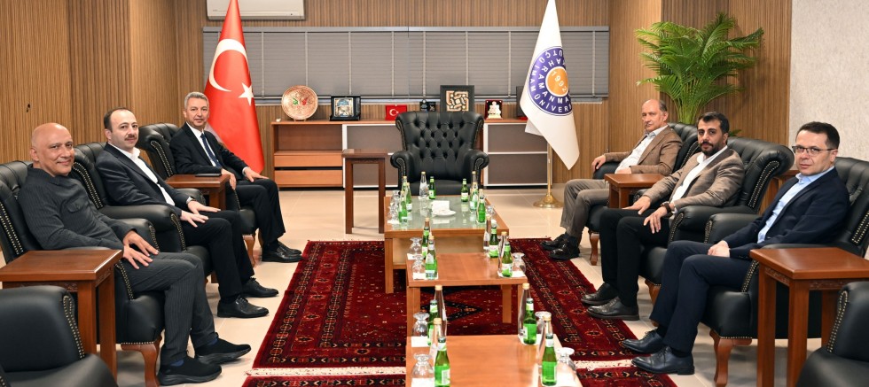 REKTÖR OKUMUŞ’A HAYIRLI OLSUN ZİYARETİ