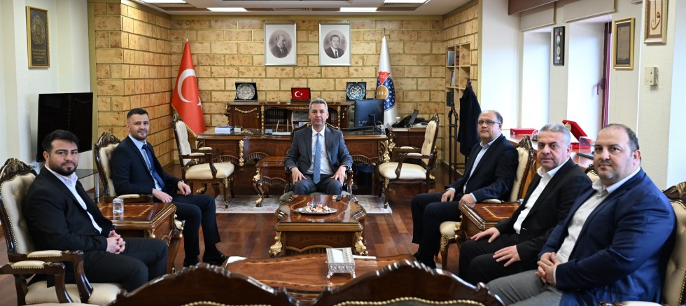 SAĞLIK-SEN KAHRAMANMARAŞ ŞUBE BAŞKANI DEMİRCİ’DEN REKTÖR OKUMUŞ’A ZİYARET