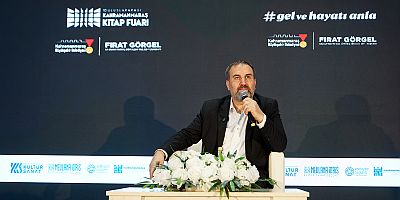 Düzenlenen görkemli açılışla ziyaretçilerine kavuşan 10. Uluslararası Kahramanmaraş Kitap Fuarı’nın ilk söyleşi programının konuğu AK Parti AR-GE ve Eğitimden Sorumlu Genel Başkan Yardımcısı Mustafa Ş