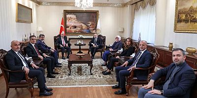 AK PARTİ KAHRAMANMARAŞ HEYETİNDEN DİYANET İŞLERİ BAŞKANI PROF. DR. SAFİ ARPAGUŞ’A ZİYARET