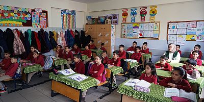Çocukların tütün ve teknoloji başta olmak üzere bağımlılıklara karşı bilinçlendirilmesi için Büyükşehir Belediyesi