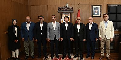 BAKAN TUNÇ; “DEPREM BÖLGESİNİN İMARI VE İNŞASI EN ÖNCELİKLİ HEDEFİMİZ”