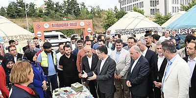 BAKAN YUMAKLI VE BAŞKAN GÜNGÖR’DEN DAYANIŞMA OBASI’NDA BAYRAM ZİYARETİ