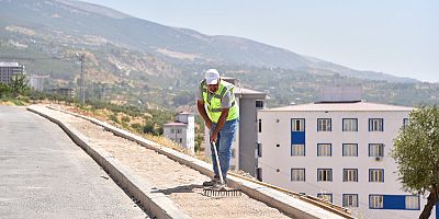  BALLICA MAHALLESİ YENİ GÖRÜNÜMÜNE KAVUŞTU: KİLİT PARKE KALDIRIM VE MERDİVENLER HİZMETE AÇIL