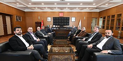 BAŞKAN GÖRGEL, AK PARTİ KADIN KOLLARI BAŞKANI ERCAN’I MAKAMINDA AĞIRLADI