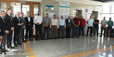 Kurban Bayramı öncesi birimleri tek tek ziyaret edip belediye personellerinin bayramını tebrik eden Başkan Görgel