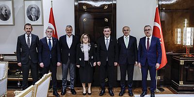 BAŞKAN GÖRGEL, CUMHURBAŞKANI YARDIMCISI YILMAZ İLE BİR ARAYA GELDİ