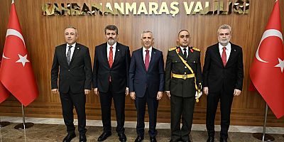 BAŞKAN GÖRGEL, CUMHURİYET BAYRAMI TEBRİK TÖRENİNE KATILDI