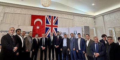 BAŞKAN GÖRGEL, İNGİLTERE’DE BİRLİK SOFRASINDA BULUŞTU