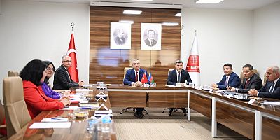 BAŞKAN GÜNGÖR, BAŞKENTTE AZERBAYCAN HEYETİYLE BİR ARAYA GELDİ