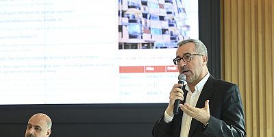 Şairler Tepesi’nde düzenlenen basın toplantısına katılan Büyükşehir Belediye Başkanı Hayrettin Güngör; mikrobölgeleme çalışmaları