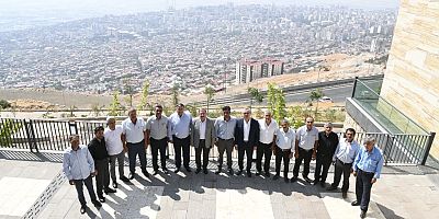 Göksun’da görev yapan muhtarlarla bir araya gelen Başkan Hayrettin Güngör