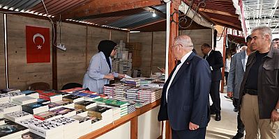 BAŞKAN MAHÇİÇEK’TEN KİTAPSEVERLERE TEŞEKKÜR 