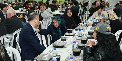 BAŞKAN TOPTAŞ, RAMAZAN’IN BEREKETİNİ VATANDAŞLARLA AYNI SOFRADA PAYLAŞTI