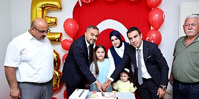 BAŞKAN TOPTAŞ’TAN ŞEHİT AHMET YILMAZ’IN KIZI ELÇİN NAZ’A DOĞUM GÜNÜ SÜRPRİZİ