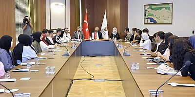 BAŞKAN TOPTAŞ’TAN, ÜNİVERSİTE HAZIRLIK KURSU’NA KATILAN GENÇLERE MOTİVASYON DOPİNGİ