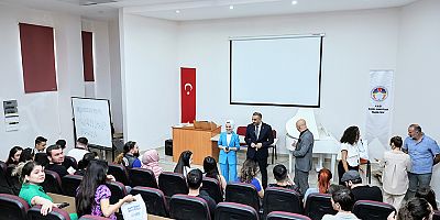 BAŞKAN TOPTAŞ, ÜNİVERSİTE ÖĞRENCİLERİNİN FİNAL HEYECANINA ORTAK OLDU
