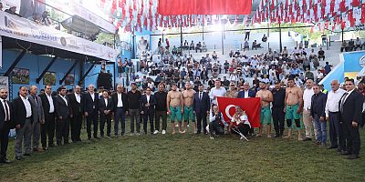 BERTİZ’DE 30. GELENEKSEL BERTİZ BOYALI ŞALVAR GÜREŞLERİNE YOĞUN İLGİ