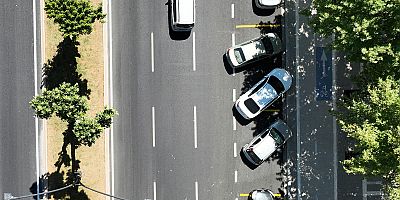 BİNEVLER BÖLGESİNDE YATAY PARKLANMAYA DİKKAT!