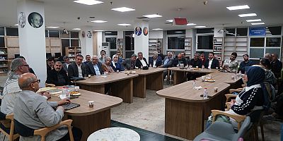 BOZ VE EVLİCE, ŞİİR VE EDEBİYAT GÜNLERİ’NDE OKURLARLA BULUŞTU