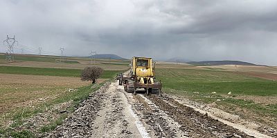 BÜYÜKŞEHİR, AFŞİN’DE 9 MAHALLEYE ULAŞIM SAĞLAYAN YOLU YENİLİYOR