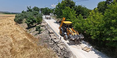 BÜYÜKŞEHİR, ANDIRIN KIRSALINDA YOL YATIRIMLARINI SÜRDÜRÜYOR