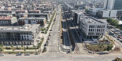 BÜYÜKŞEHİR’DEN AZERBAYCAN MAHALLESİ’NDE ASFALT ÇALIŞMASI