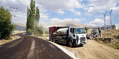 BÜYÜKŞEHİR’DEN GÖKSUN’A 200 MİLYONLUK YOL YATIRIMI
