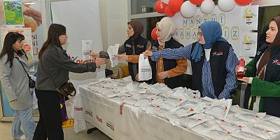 BÜYÜKŞEHİR’DEN REGAİP KANDİLİ’NDE ÜNİVERSİTELİ GENÇLERE ANLAMLI İKRAM