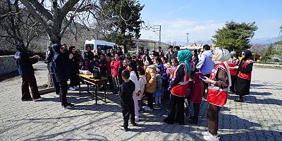 BÜYÜKŞEHİR’DEN SARIÇUKUR’DA MİNİKLERE EĞLENCE VE BİLİM DOLU BİR GÜN